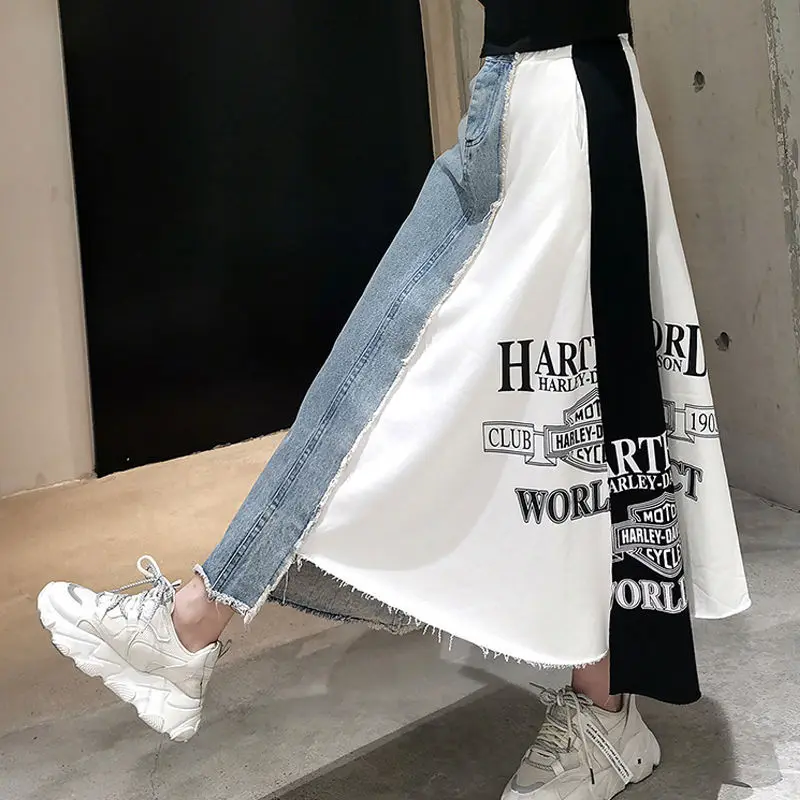 Весенне-осенние Новые модные юбки, Женская Корейская свободная джинсовая юбка с буквенным принтом, юбка средней длины с высокой талией Изображение 0