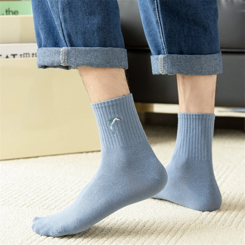 Осенние и зимние однотонные носки с вышивкой Женские Мужские Милые кавайные дышащие Японские Модные спортивные носки Harajuku Изображение 4