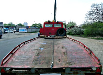 Услуги эвакуатора
MERCEDES 5 тонн Аренда MERCEDES