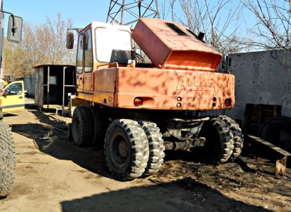 Услуги полноповоротного
экскаватора ATLAS 1404 Аренда ATLAS 1404