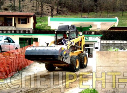 Бункерная щетка CAT