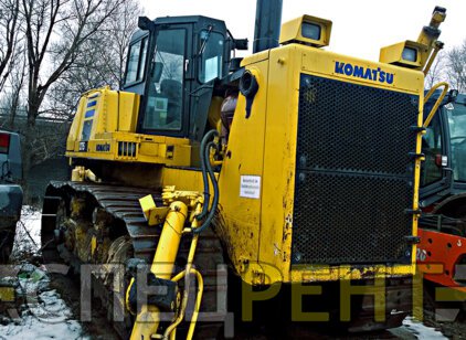 KOMATSU
                        D275