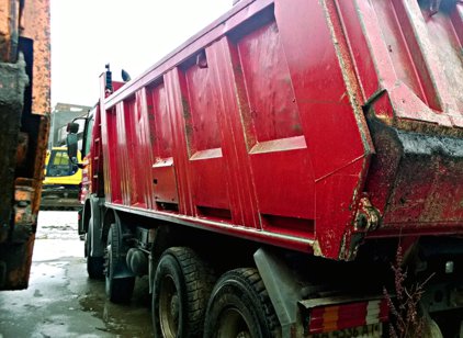 Аренда самосвала MERCEDES
30 тонн Аренда MERCEDES