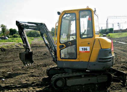 Услуги мини экскаватора
VOLVO EC25 Аренда VOLVO EC25
