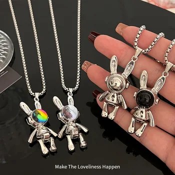 Изысканное и модное ожерелье с подвижными конечностями в виде кролика-астронавта, креативные красочные украшения с подвеской в виде кролика, подарок на день рождения