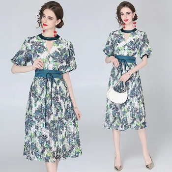 Весеннее новое модное шифоновое платье с плиссированной талией и элегантными короткими рукавами 2022 года.