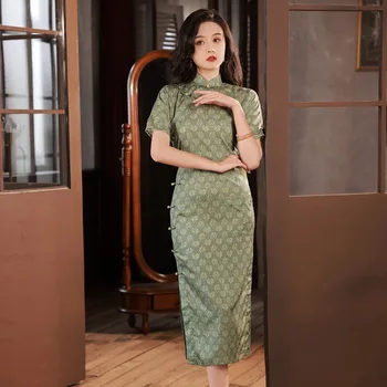 Женское Традиционное Длинное Тонкое Китайское платье Чонсам с зеленой пуговицей, Винтажное Ципао с воротником-стойкой