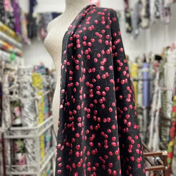 Новинка 23 Весны, Черная вишня, принт в елочку, Эластичная атласная шелковая ткань, высококачественная рубашка, пижамное платье, трикотажная ткань для шитья